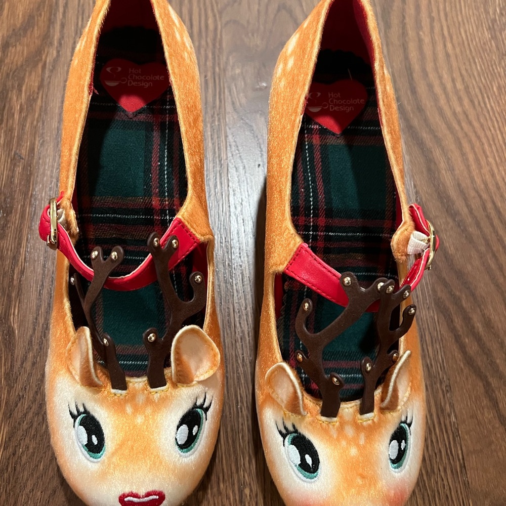 Hot Chocolate Design Reindeer Flats